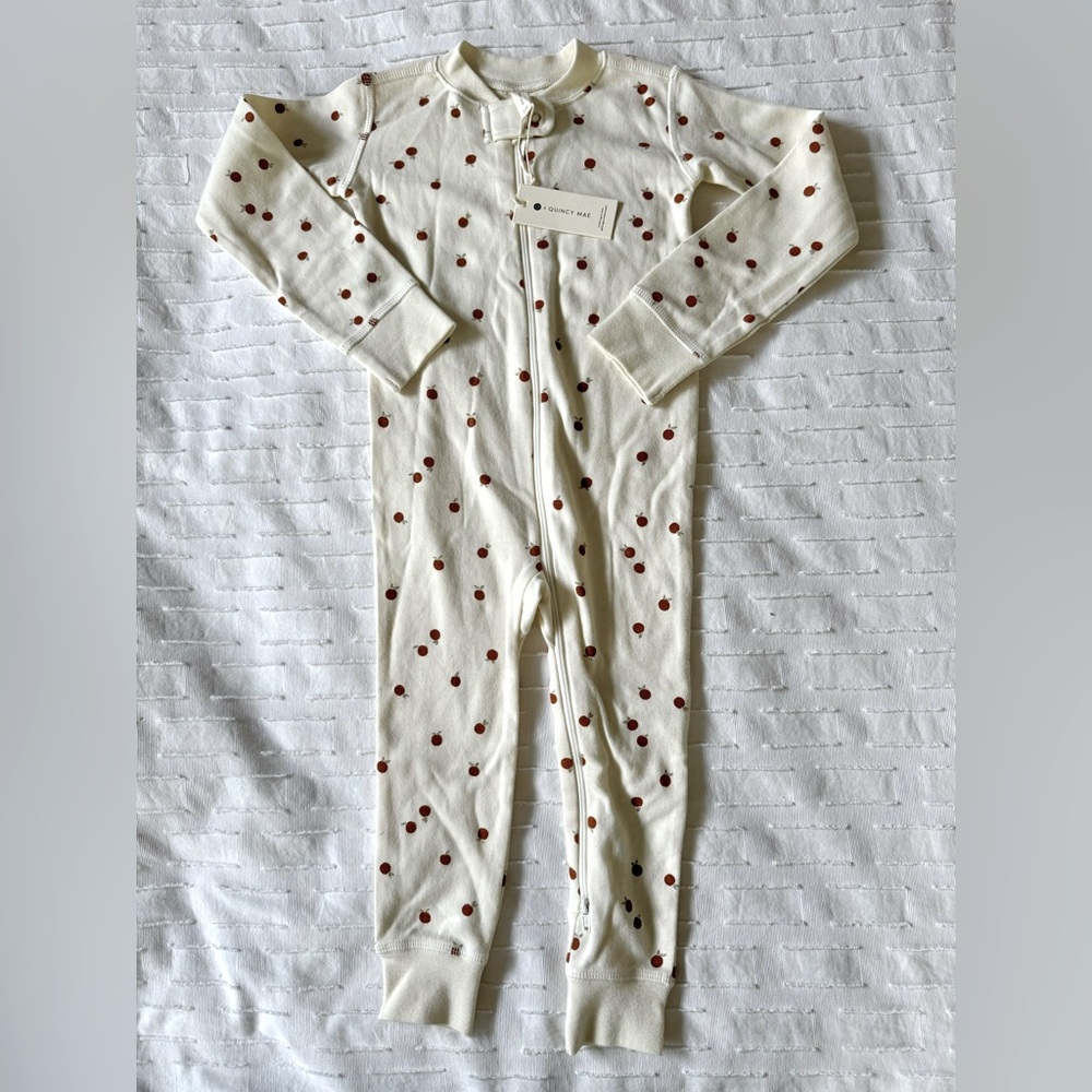 NWT Quincy Mae Nectarine Clementine Zippie pajamas